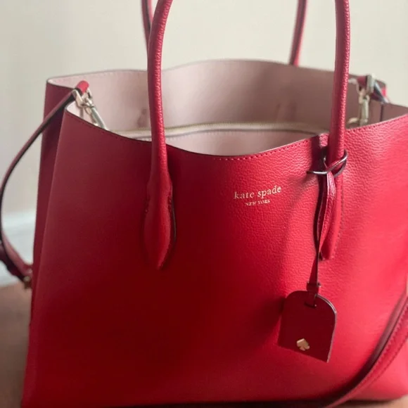 ♠️ Kate Spade ♠️ NEW Handbag - Picture 1 of 12